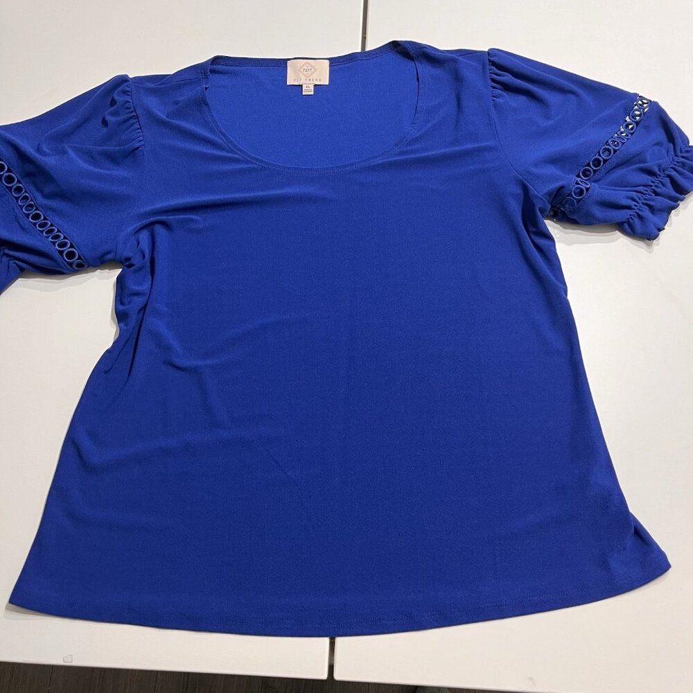727 Trend XL Short Cuff Sleeve Royal Blue Top Women’s